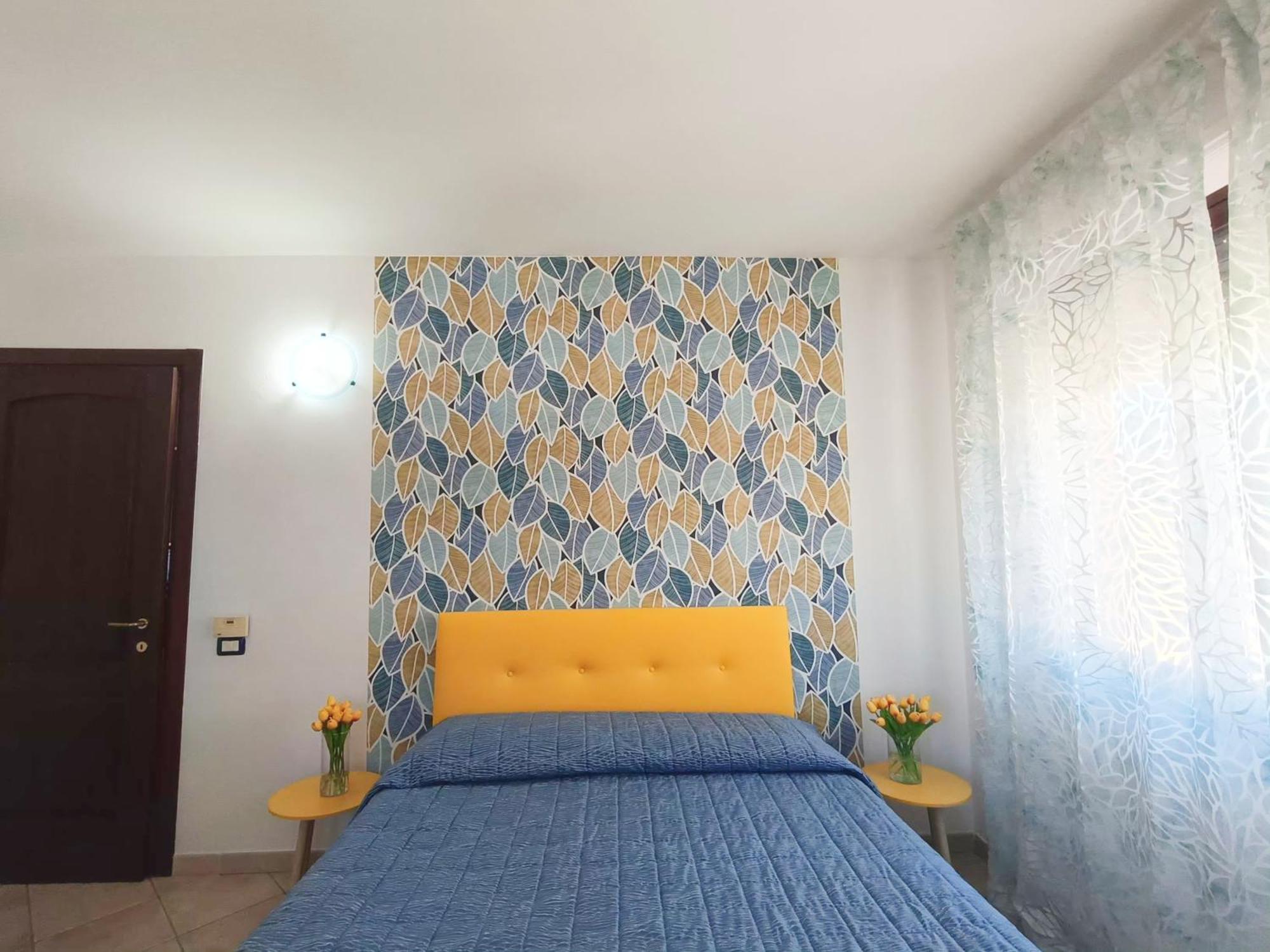 Affittacamere Center Room ตอร์โตลี ภายนอก รูปภาพ