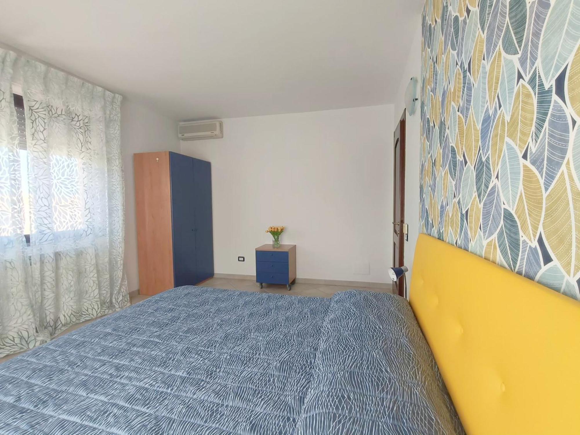 Affittacamere Center Room ตอร์โตลี ภายนอก รูปภาพ
